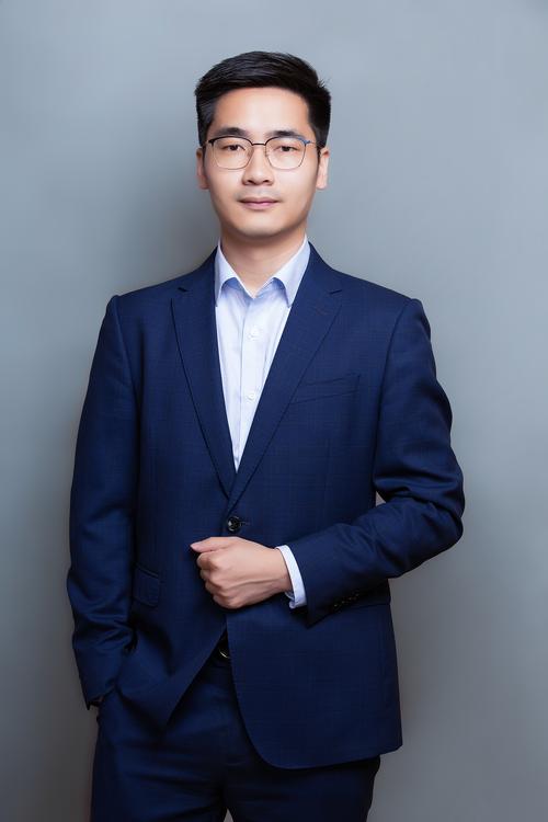 李玲庆 预告片与宣传物料制作总监